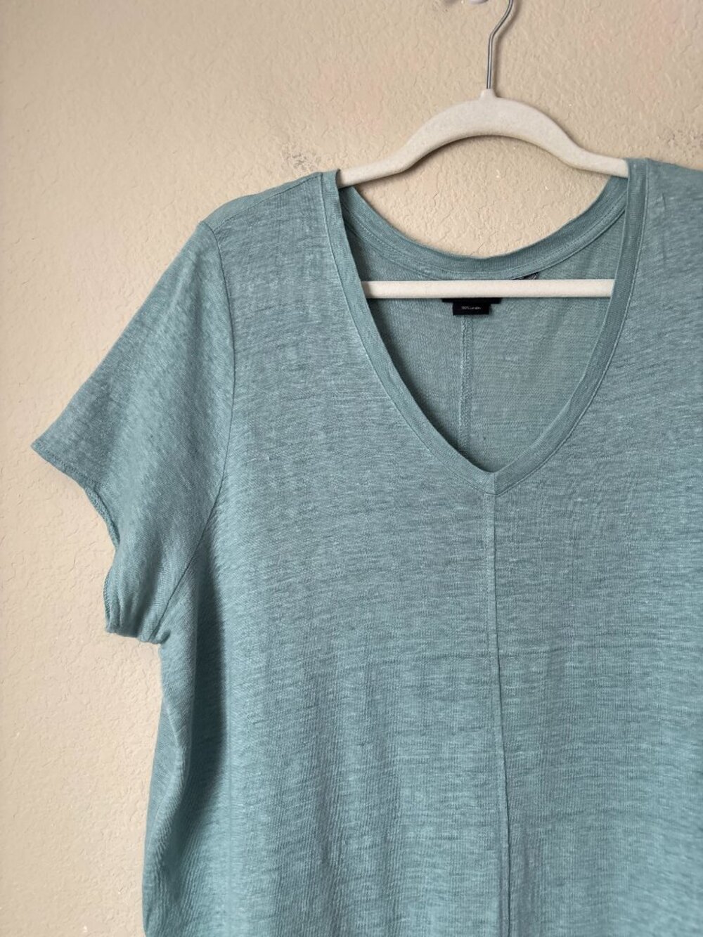 Tahari 2X 100% Linen V-Neck Tee Shirt Minimalist Contemporary - Picture 2 of 5